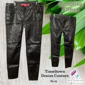 Tinseltown Denim Couture - Sz 15 - lightweight jeans shiny floral pattern